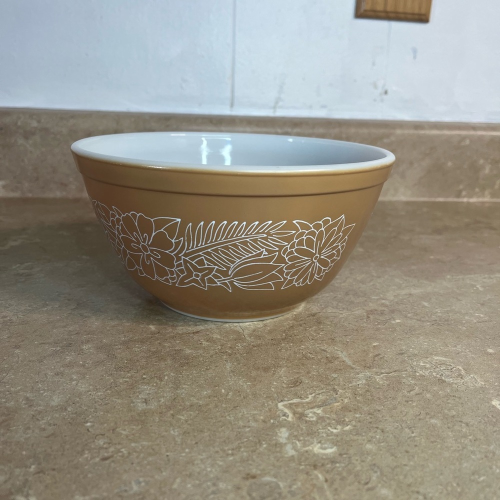 Vintage Pyrex Woodland Mixing Bowl